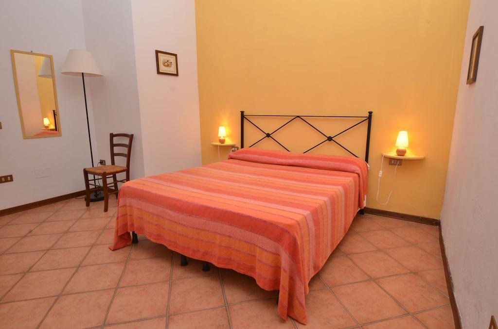 Azienda Agrituristica Allumiere Villa Campiglia Marittima Room photo